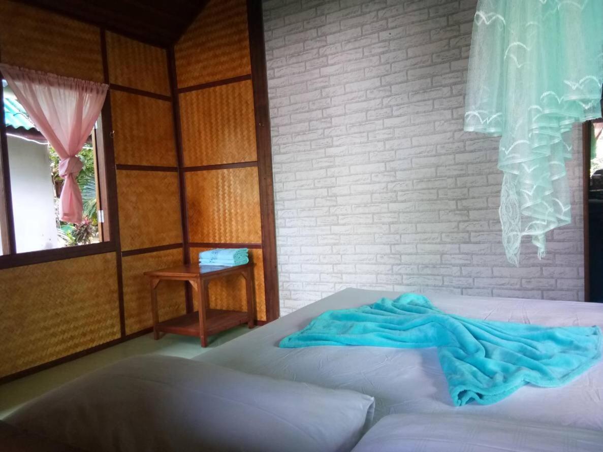 Hotel Rasta House,,Koh Phayam Exterior foto